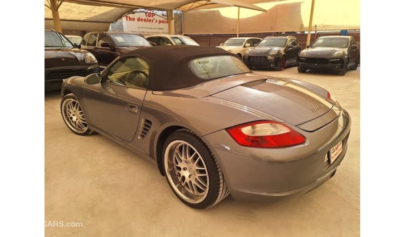 بورش بوكستر PORSCHE BOXSTER 2.7L 2005 CONVERTIBLE LOW MILEAGE IN EXCELLENT CONDITION