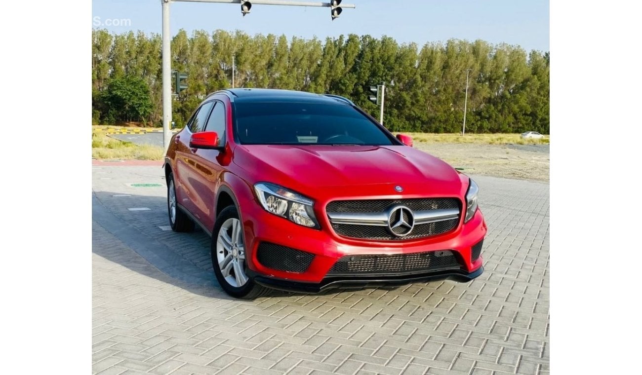 مرسيدس بنز GLA 250 سبورت السياره بحاله ممتازه جدا لا تحتاج إلى أي مصاريف