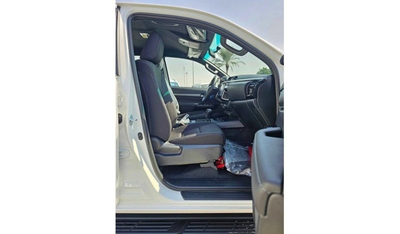 Toyota Hilux DC Adventure 4.0L Petrol