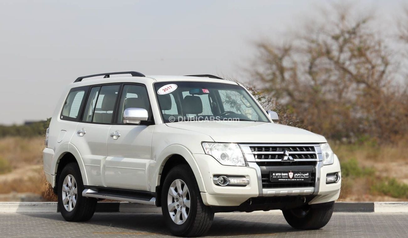 ميتسوبيشي باجيرو GLS 3.5L (189 HP) mitsubishi pajero 2017 v6 GCC accident-free in excellent condition