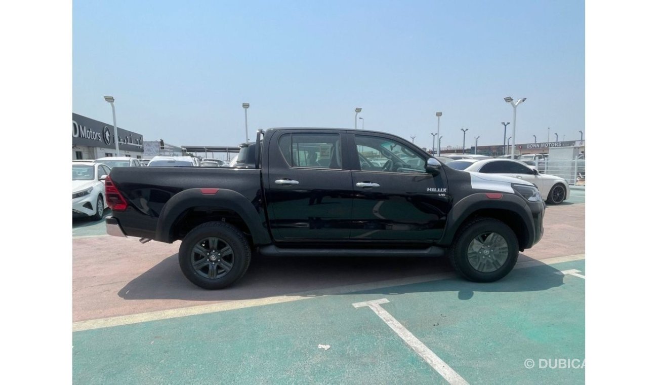 Toyota Hilux v6 // SR5  // model 2024