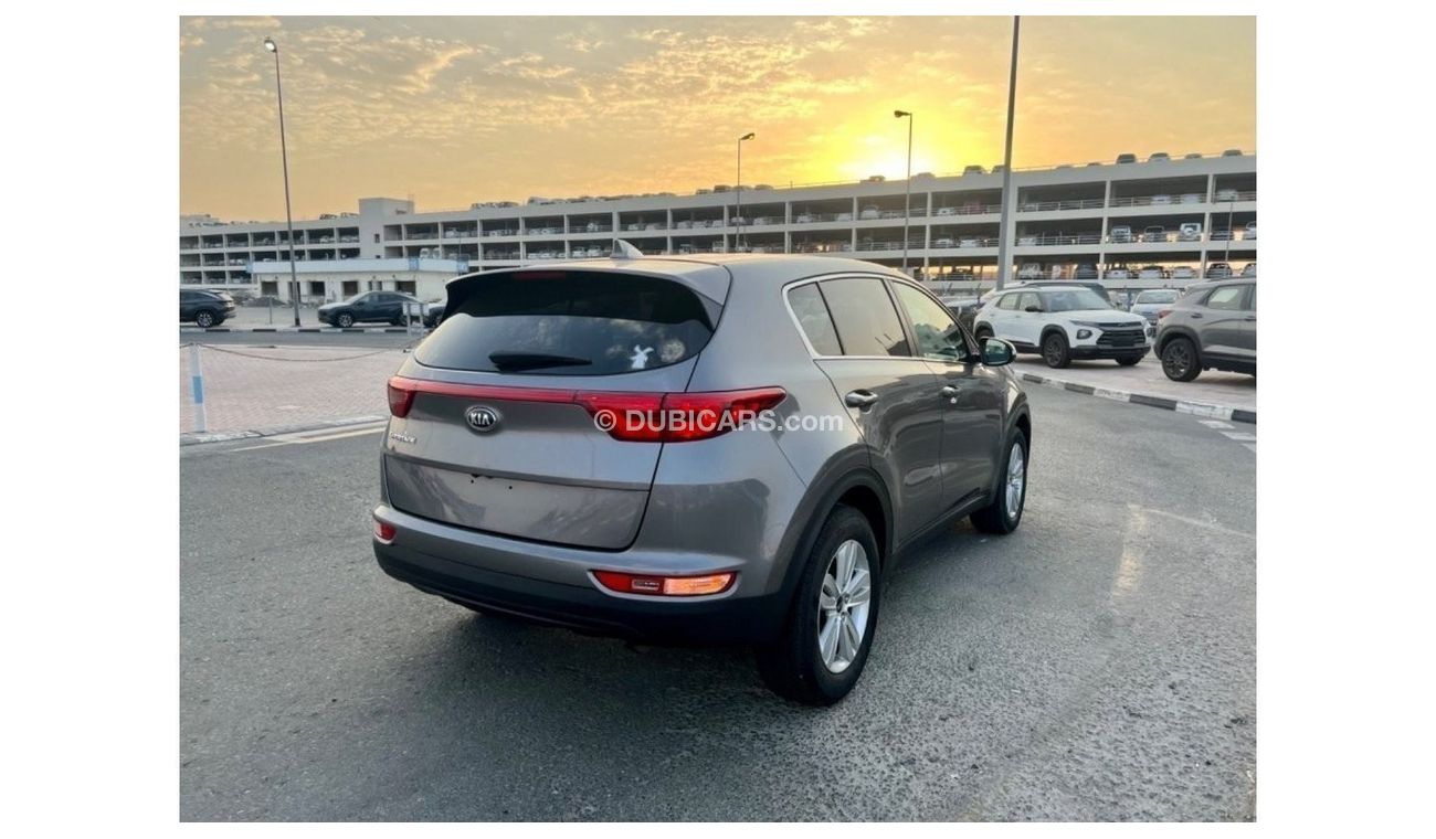 Kia Sportage LX 2018 RUN AND DRIVE 2.4 CC 4x4 USA IMPORTED - UAE PASS AND FOR EXPORT!!