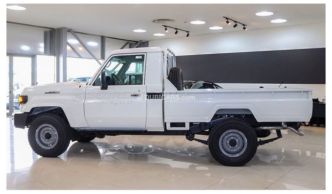 تويوتا لاند كروزر بيك آب LC79 Single Cabin 4.2L Diesel 4WD 5M/T FOR EXPORT