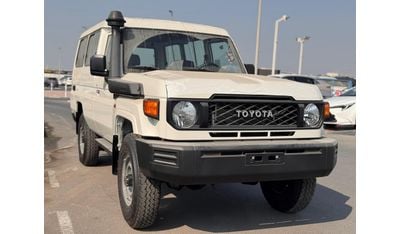 Toyota Land Cruiser Hard Top 78 4.0L PETROL V6 MANUAL TRANSMISSION ( ONLY FOR RE-EXPORT )