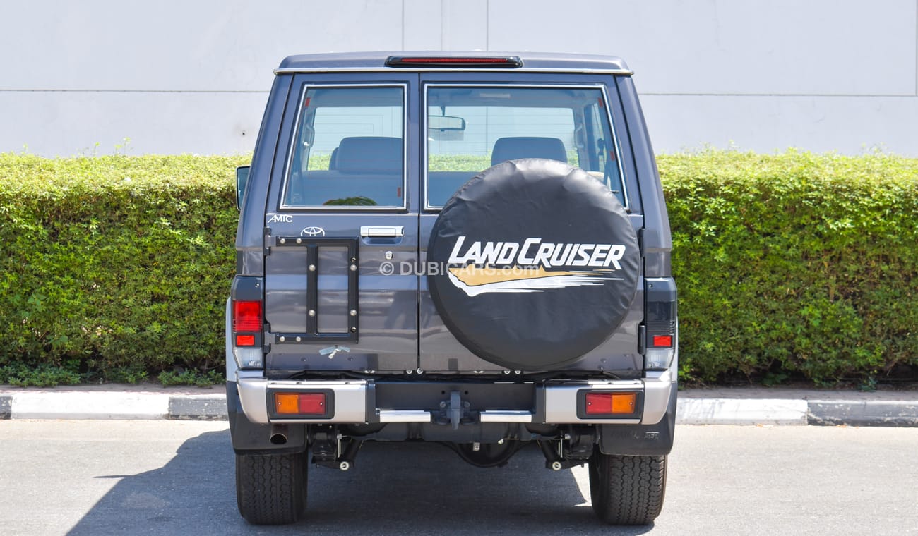 Toyota Land Cruiser Hard Top 4.0 L V6