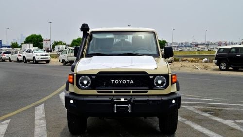 تويوتا لاند كروزر بيك آب Double Cab V8 4.5L Turbo Diesel 4WD Manual Transmission