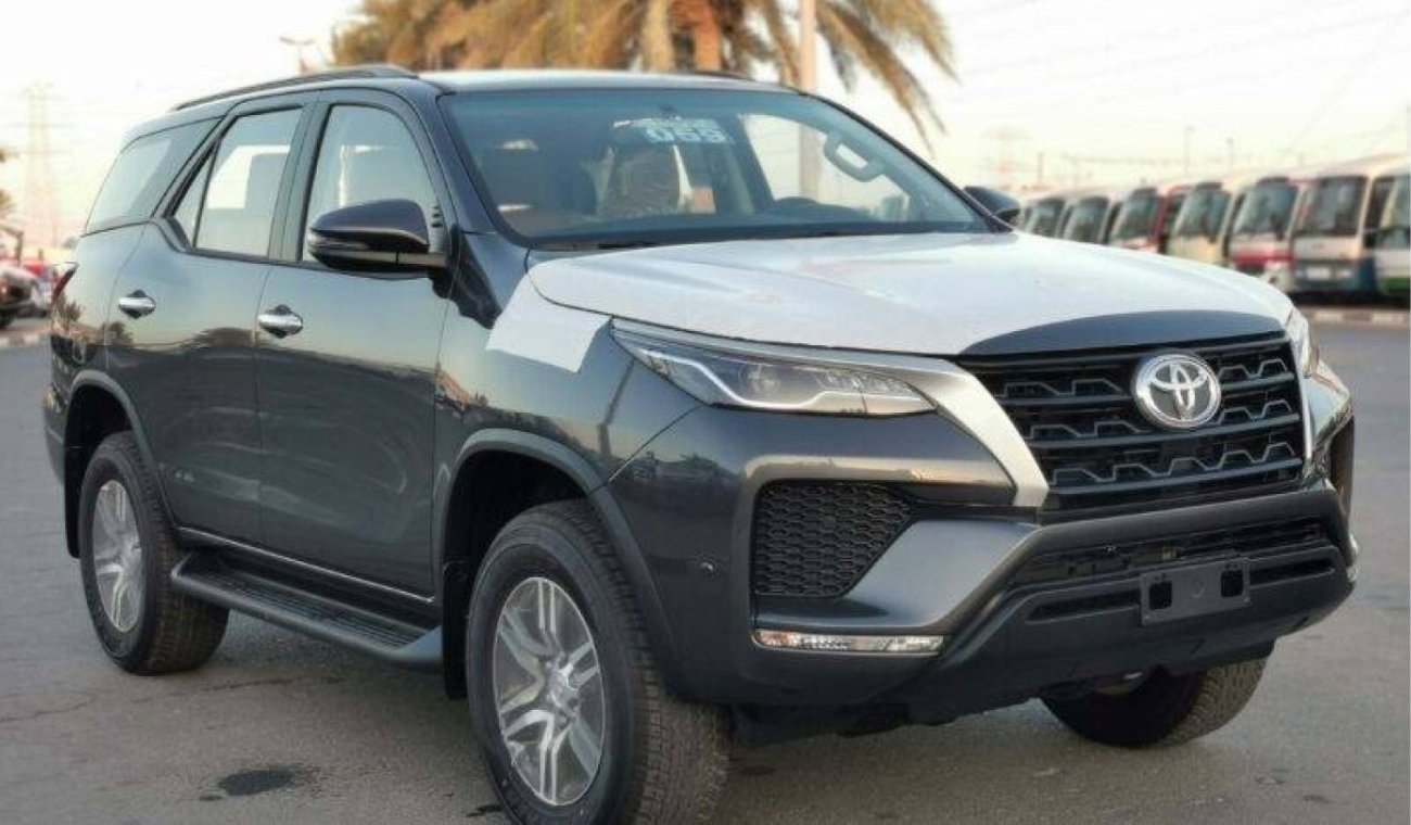 تويوتا فورتونر TOYOTA FORTUNER EXR 2.7P AT 4*4 MY 2023 GREY