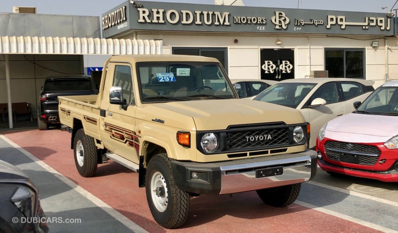 تويوتا لاند كروزر بيك آب Toyota Land Cruiser 79 4.0L Petrol  Single Cabin 2024