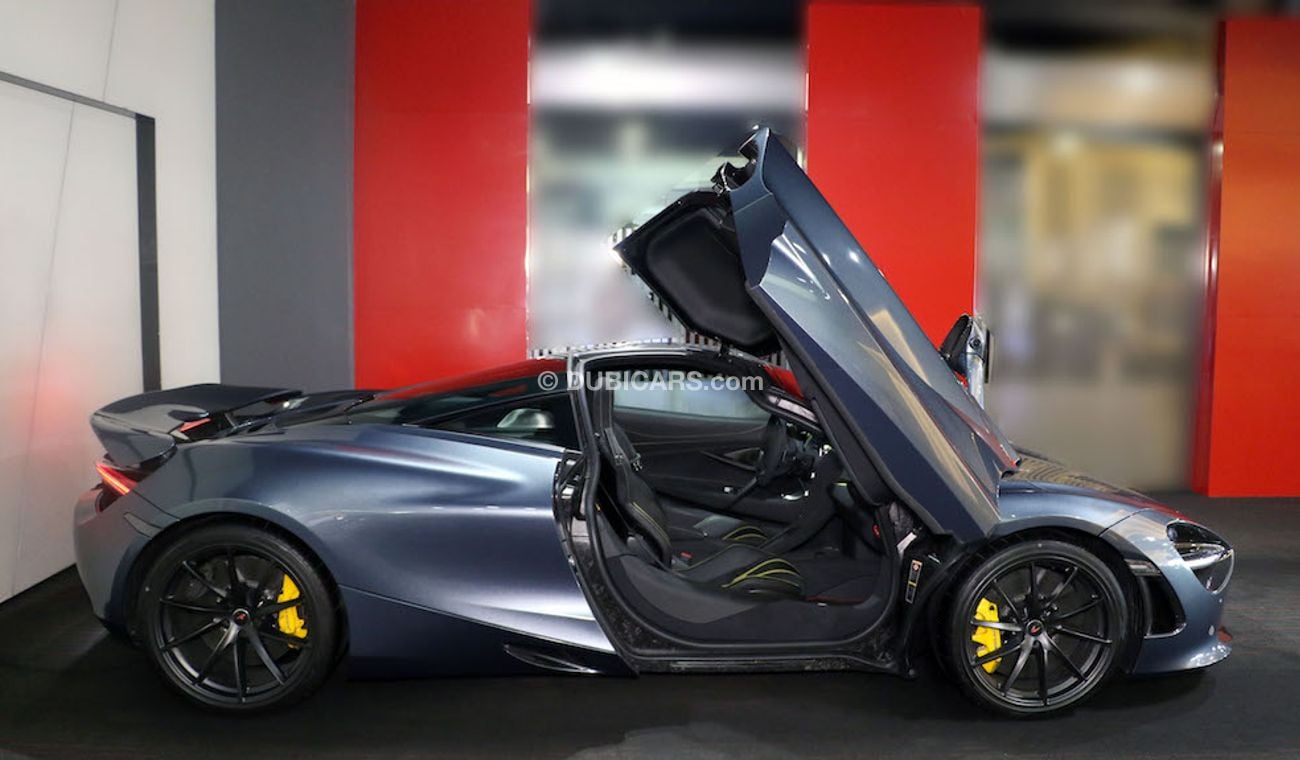 McLaren 720S Launch Edition