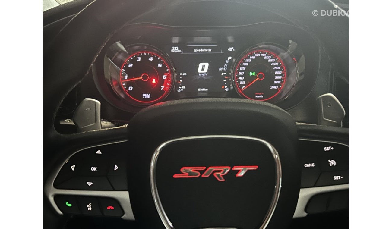 دودج تشارجر SRT 6.2 V8 HELLCAT