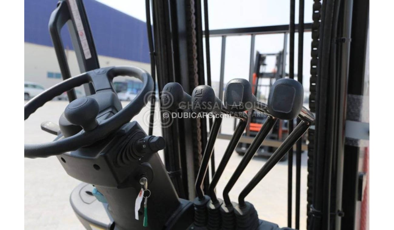 Toyota Fork lift 3 TON, 2 STAGE-V DIESEL 4,000MM MY23 Forklift Diesel(EXPORT ONLY)