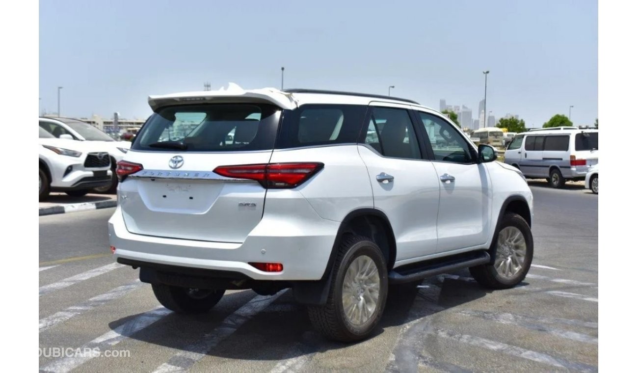 Toyota Fortuner TOYOTA FORTUNER VX 2.8L DIESEL 4WD 7-SEATER AUTOMATIC 2024