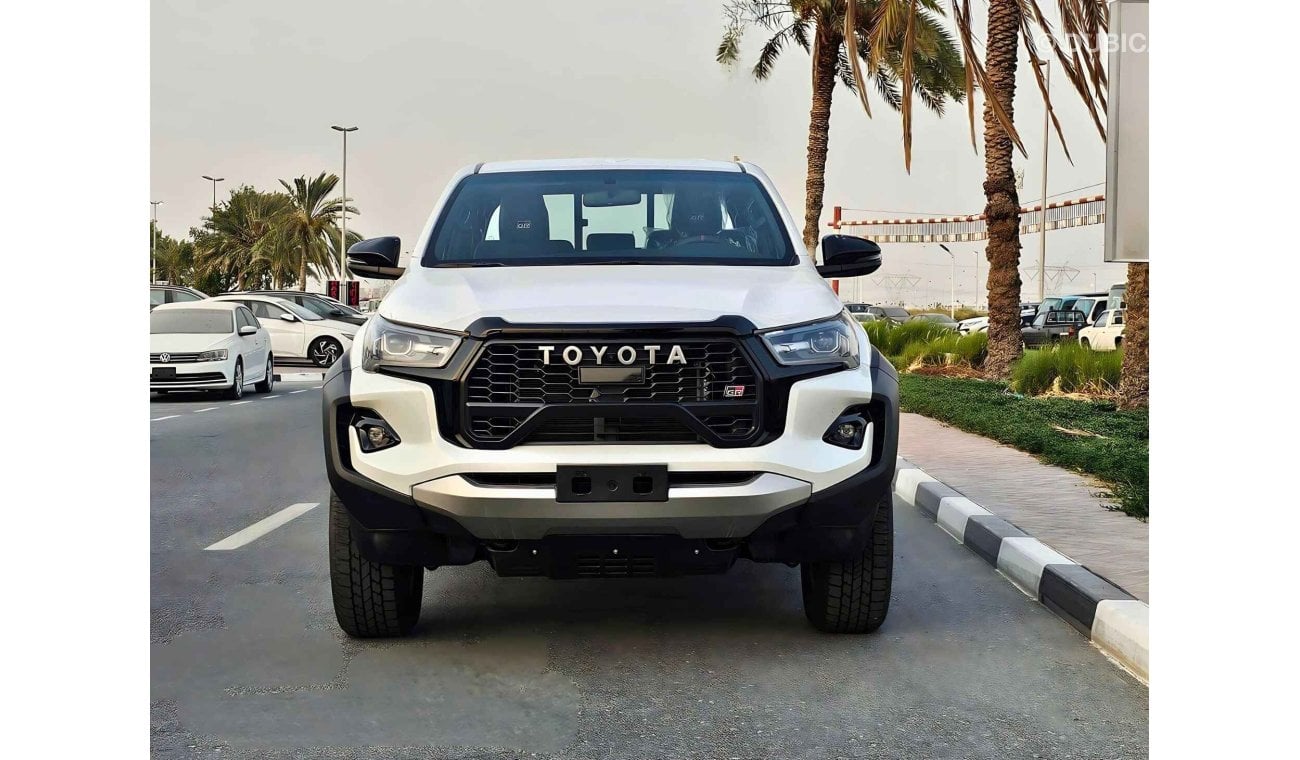 Toyota Hilux GR SPORT / 4.0L V6 / DRIVER POWER SEAT WITH ROLL BAR / "4" CAMERAS (CODE # HPGRV6AF)