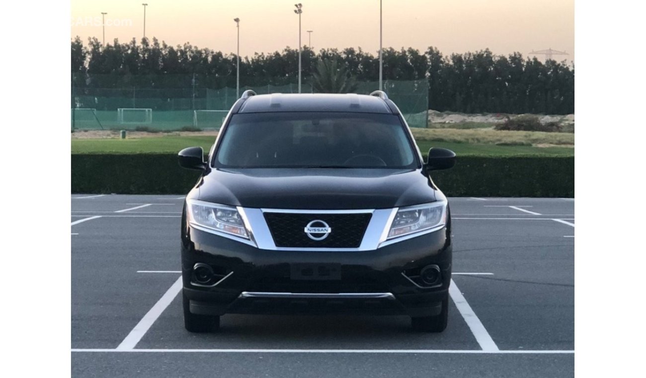 Nissan Pathfinder MODEL 2016 CAR PERFECT CONDITION INSIDE AND OUTSIDE