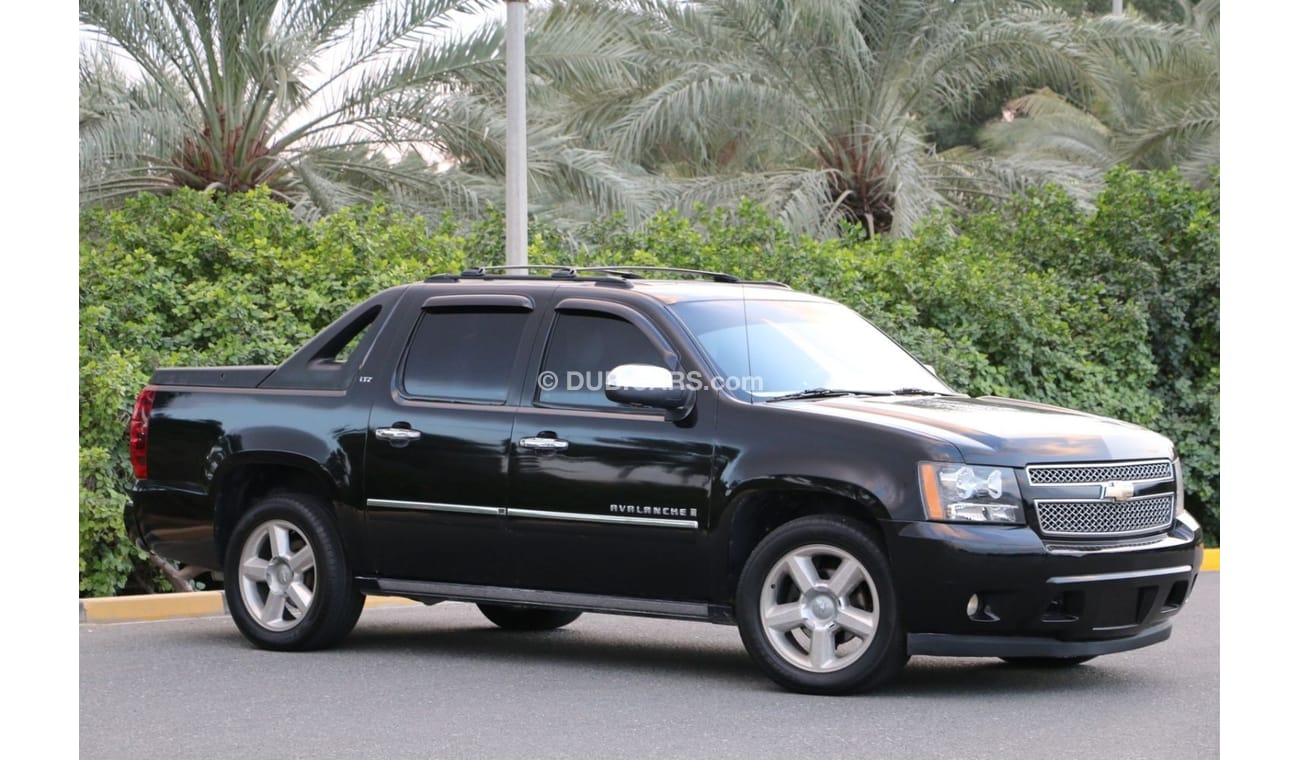 Chevrolet Avalanche Chevrolet avalanche 2009 Ltz GCC full option perfect condition