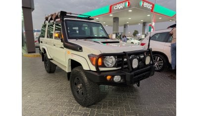 تويوتا لاند كروزر هارد توب Toyota Landcruiser Hardtop 5 Door RHD Diesel engine