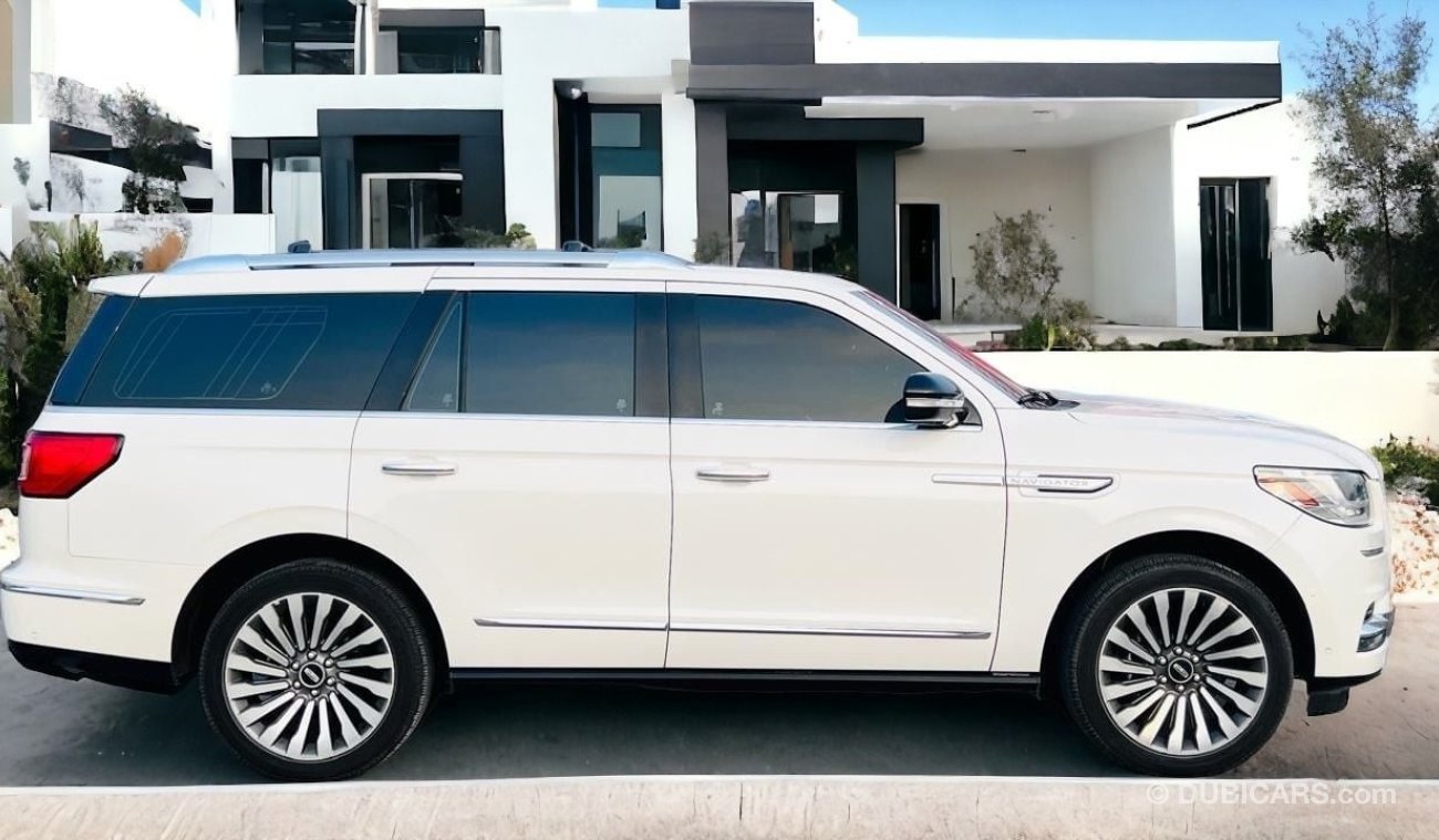 Lincoln Navigator AED 3,200 PM | Till 2027 UNDER WARRANTY & Service Contract | FULL SERVICE HISTORY | LINCOLN NAVIGATO