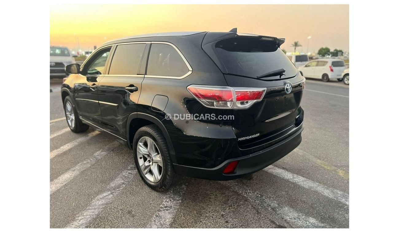 Toyota Highlander 2016 Toyota Highlander, Hybrid - 4X4 - Panoramic / Push Start - Heat and Cooling Seats- Limited Full