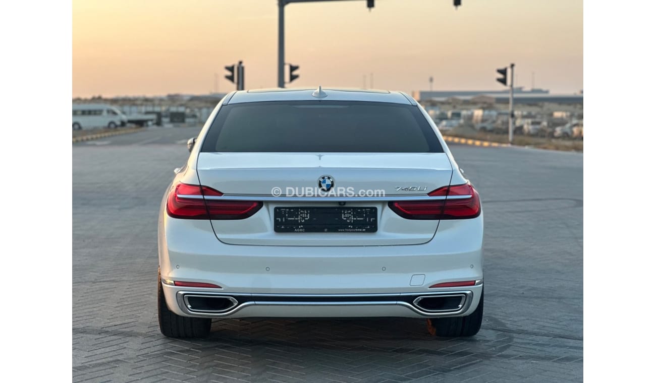 BMW 740Li Exclusive 3.0L (335 HP) MODEL 2016 GCC CAR PERFECT CONDITION FULL OPTION PANORAMIC ROOF LEATHER SEAT