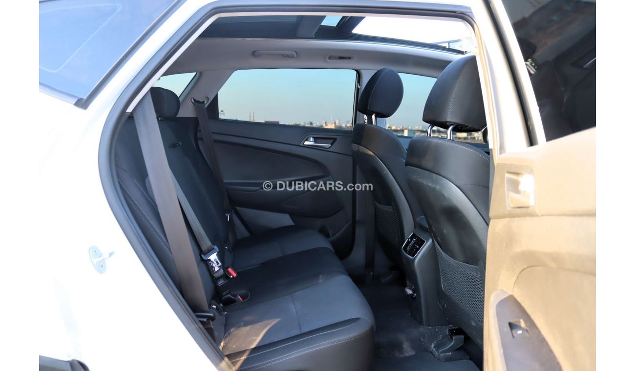 Hyundai Tucson GL Plus 2.0L