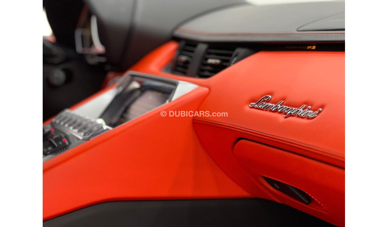 Lamborghini Aventador 2015 Lamborghini Aventador Spyder, Full Service History, Original DMC Kit