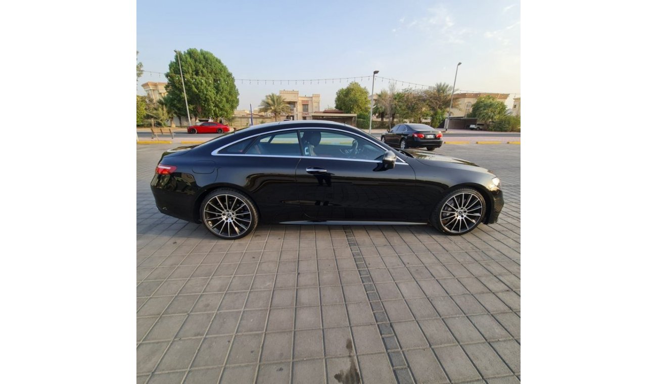 مرسيدس بنز E300 كوبي