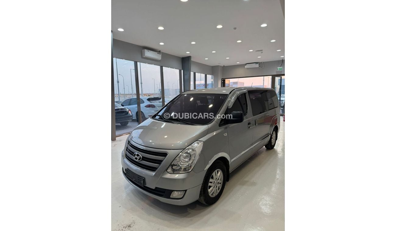 Hyundai H1 Starex