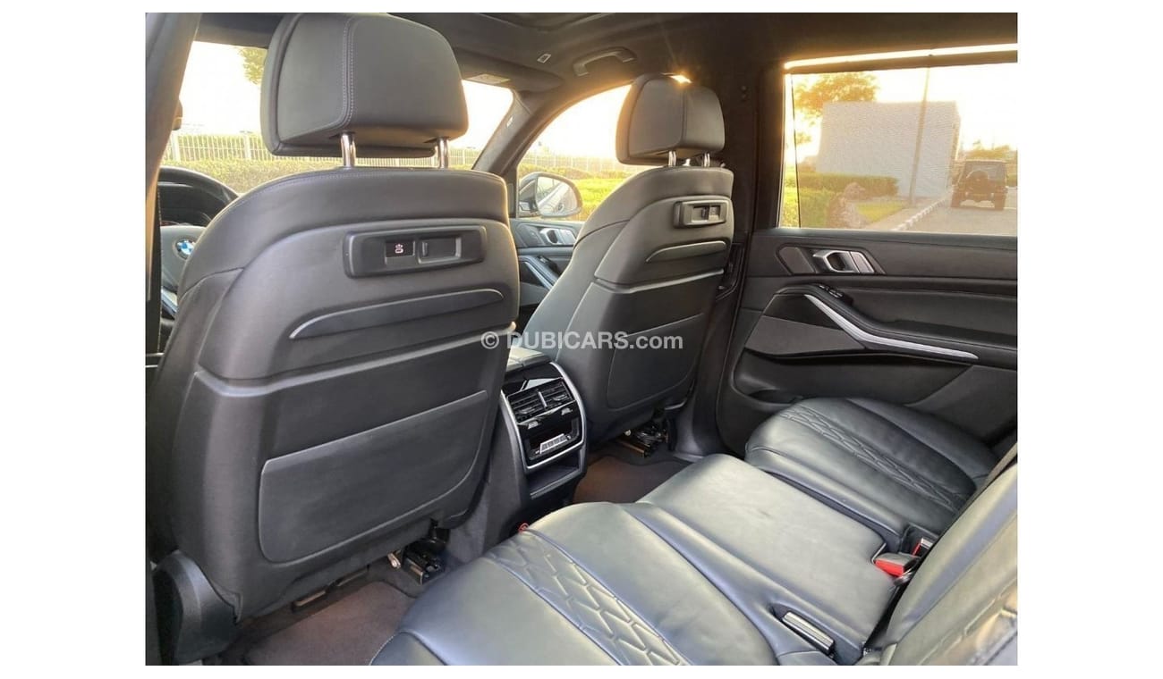 BMW X7 40i Pure Excellence GCC SPEC UNDER WARRANTY