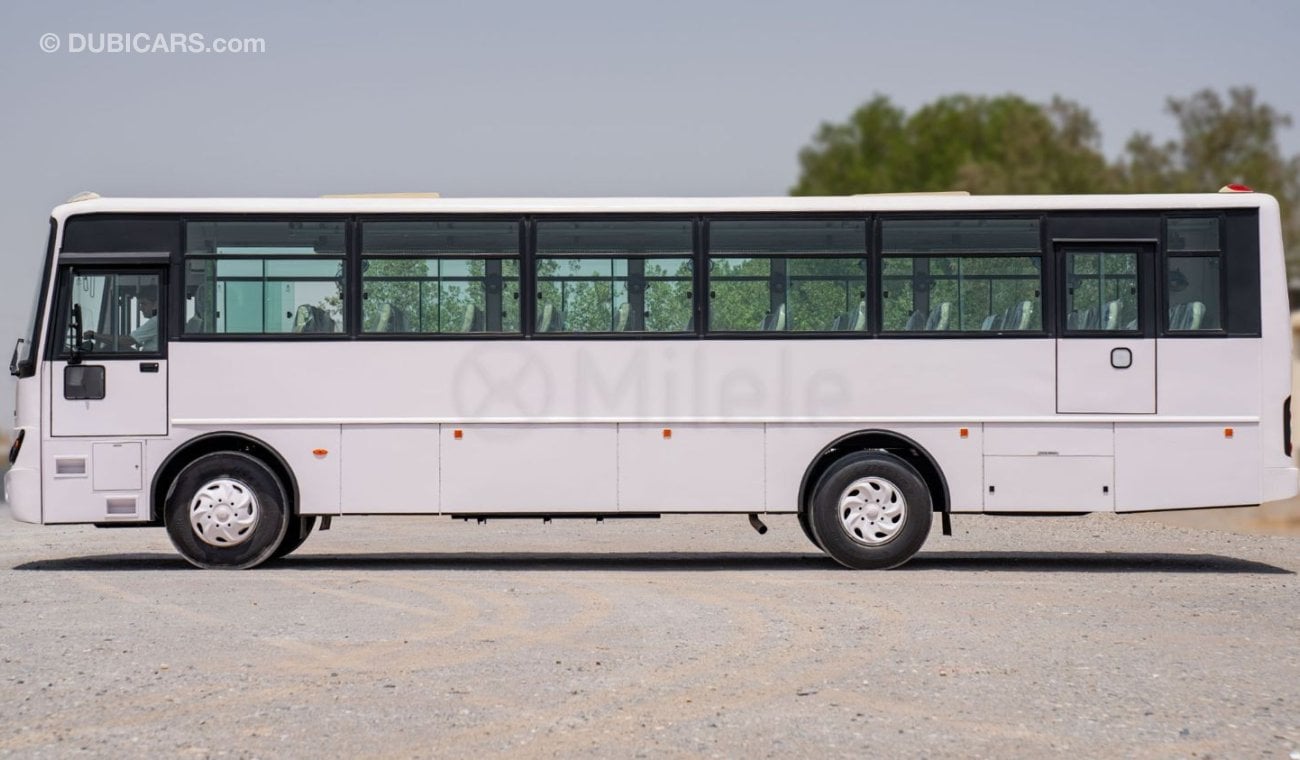 Tata LPO 1618 5.9L DIESEL 66-SEATER: 6-SPEED, FULL AIR BRAKES