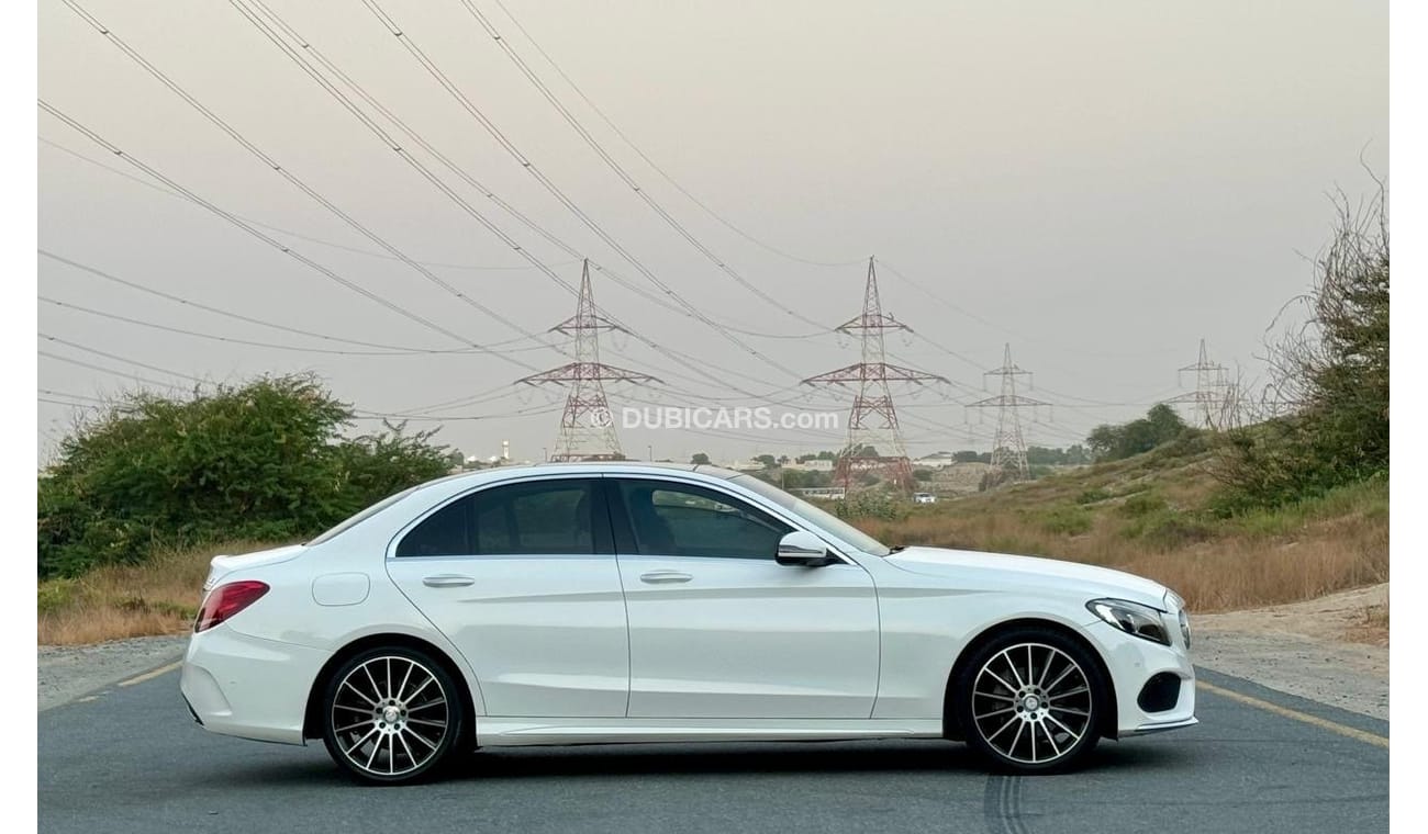 Mercedes-Benz C200 ONLY 1600/- AED MONTHLY INSTALLMENT WITH ZERO DOWN PAYMENT