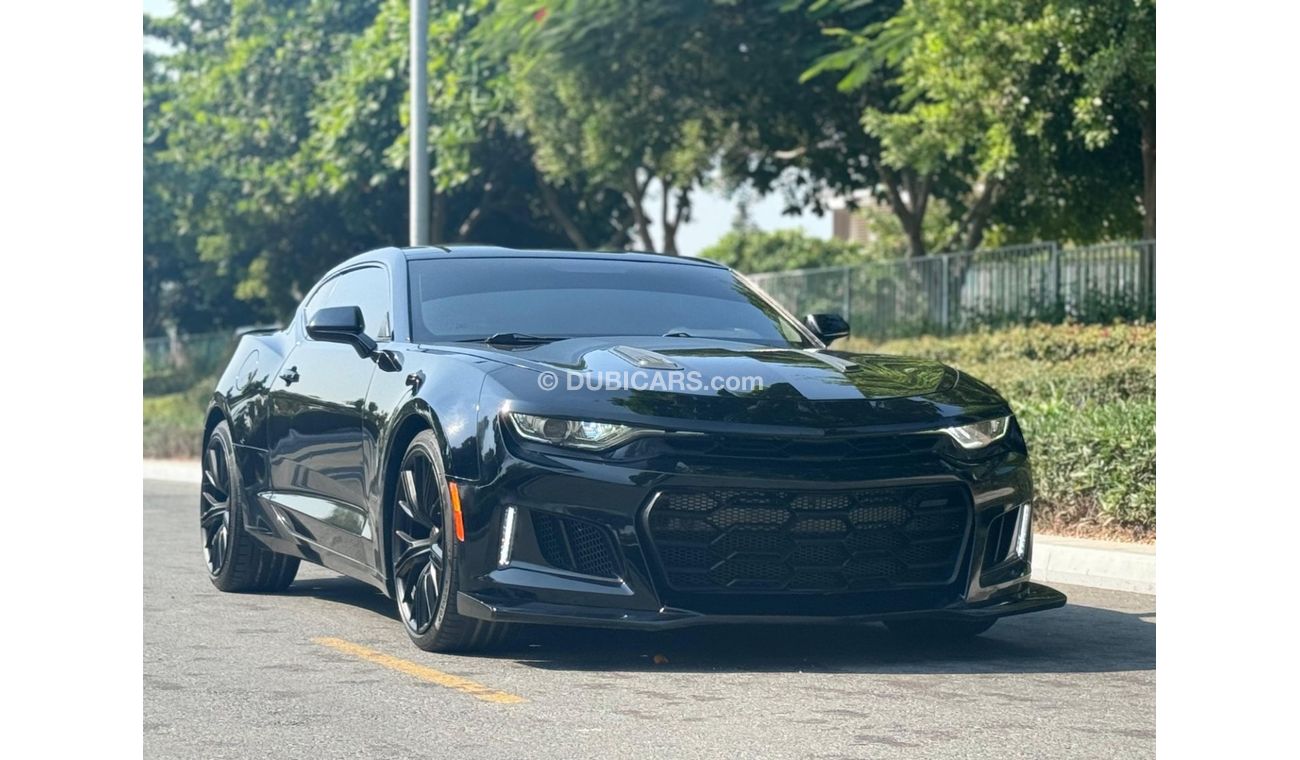 Chevrolet Camaro 1LT 3.6L (355 HP)