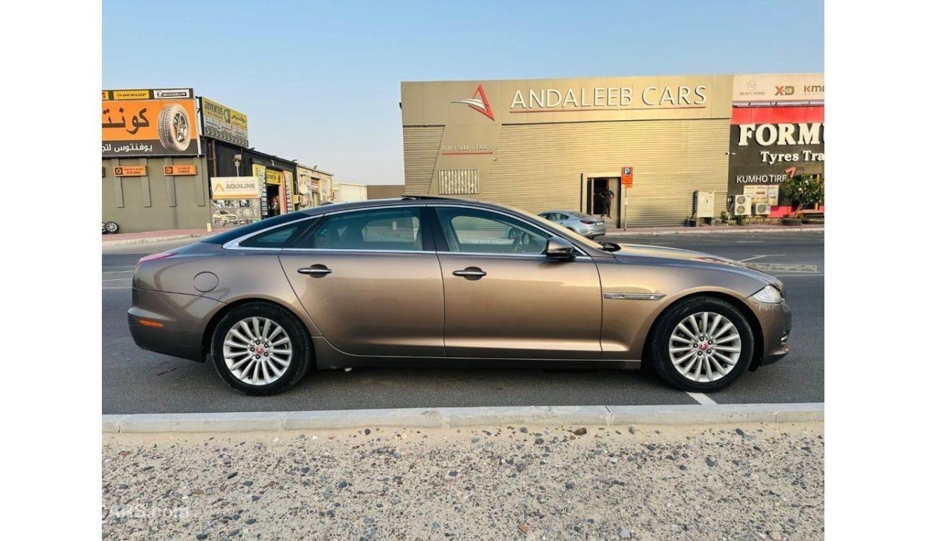 جاكوار XJ AED 1,130 PM | JAGUAR XJ LUXURY | FULL AGENCY MAINTAINED | GCC SPECS | FIRST OWNER