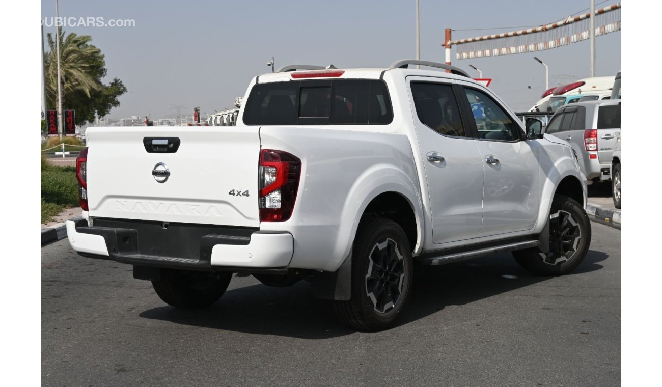 نيسان نافارا 2.5 PETROL LE 4X4 MT DC PLUS-2024