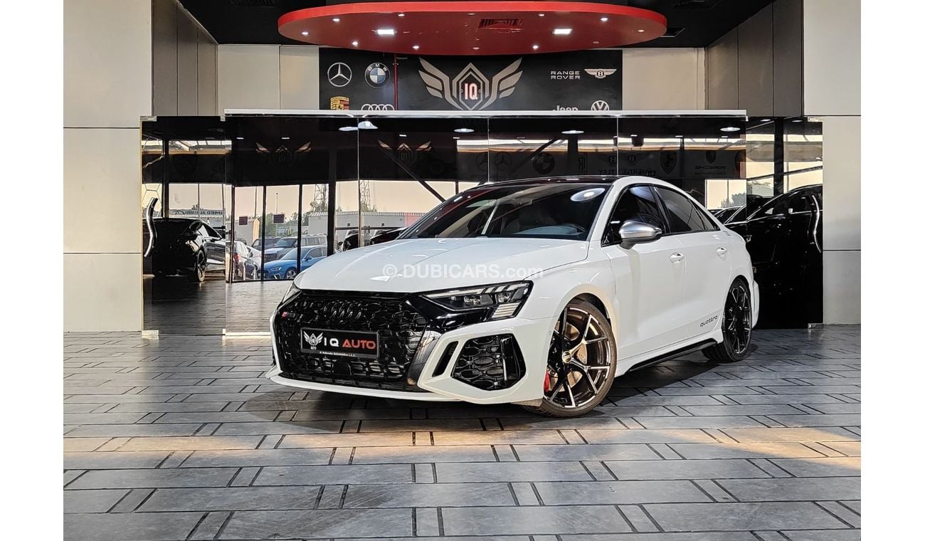 Audi RS3 TFSI quattro 2.5L Sedan AED 3,900 P.M | 2022 AUDI RS3 QUATTRO | AUDI WARRANTY AND SERVICE CONTRACT |