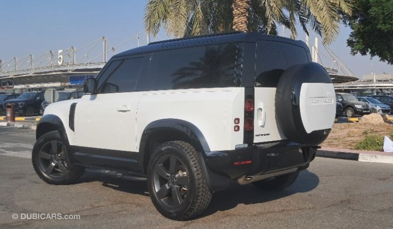 Land Rover Defender DEFENDER 2024 XDYNAMIC GCC FREE SERVICE 65000 KM + 5 YEAR WARRANTY AL TAYER MOTORS + ORGINAL PAINT 1