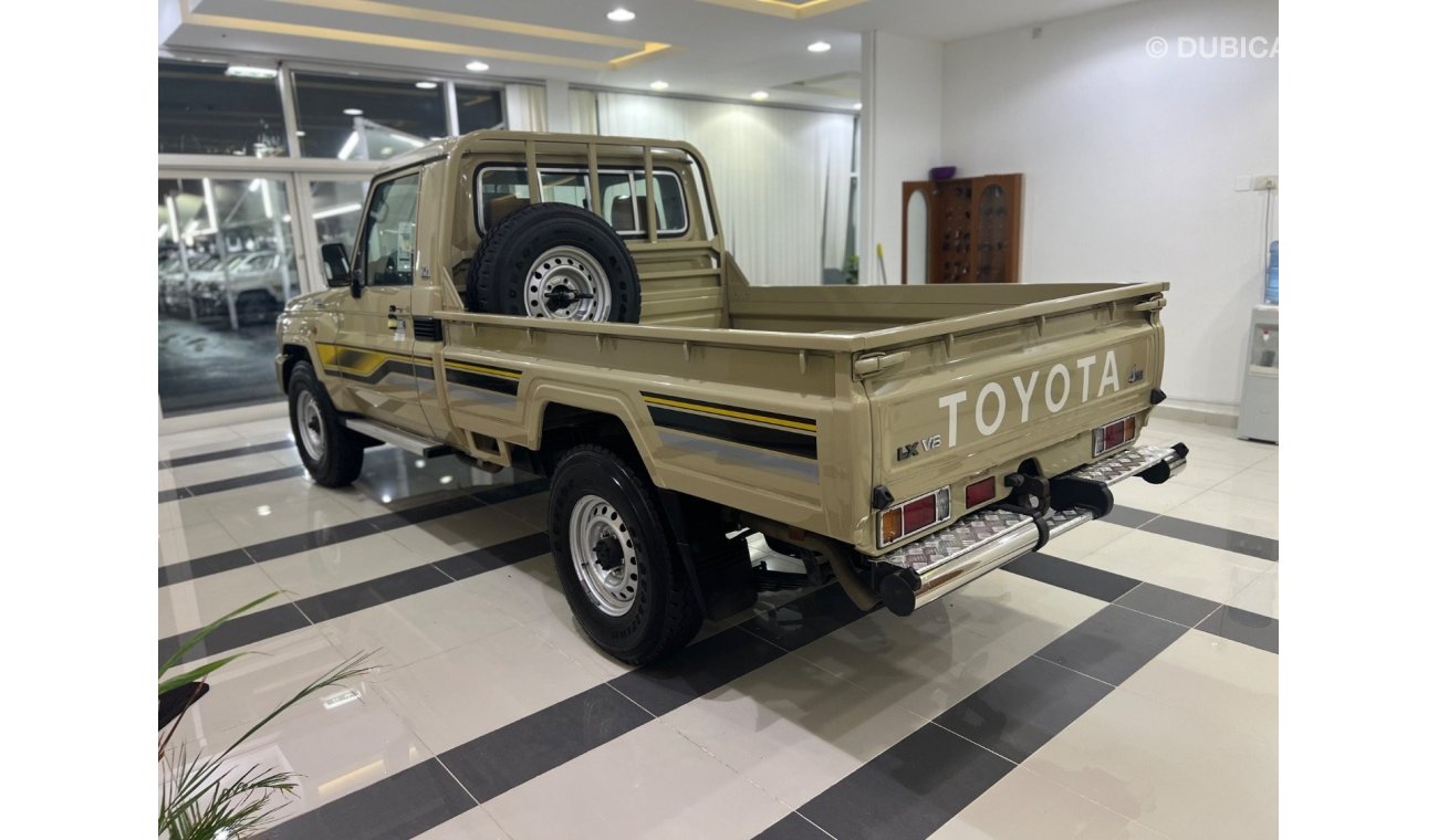 Toyota Land Cruiser Pick Up PICKUP 70th LX1