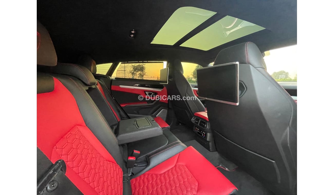 Lamborghini Urus ,  UNDER WARRANTY ,FULL ORIGINAL PAINT ,FULL SERVICE HISTORY