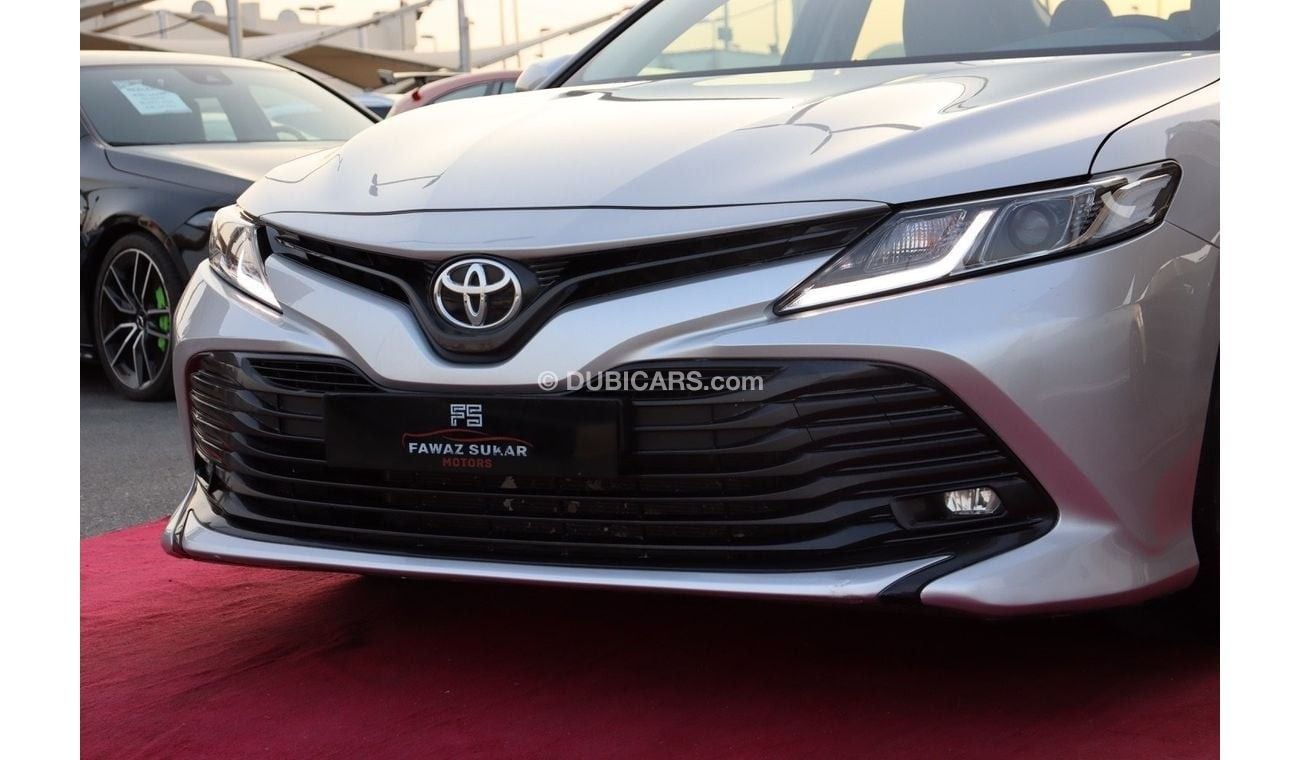 تويوتا كامري SE 2.5L (204 HP) Toyota Camry SE / 2018 / GCC / Original Paint/ Full Service History/ 2018