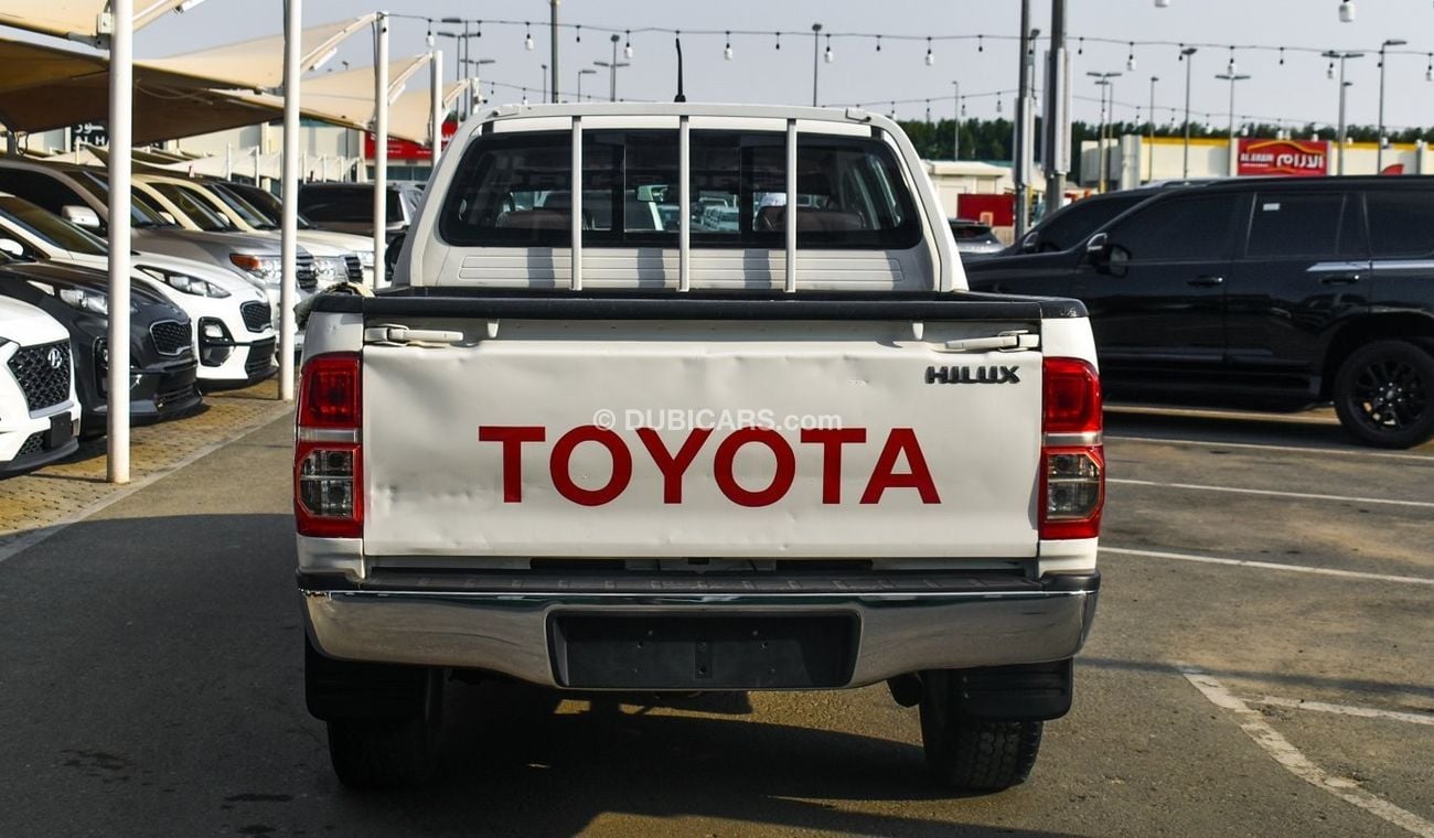 Toyota Hilux 2.7VV-i