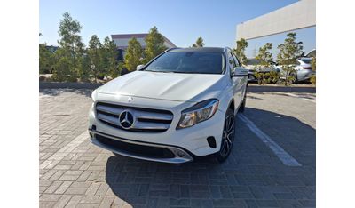 Mercedes-Benz GLA 250 Std 2.0L (208 HP) Mercedes-BenzGLA250 2016