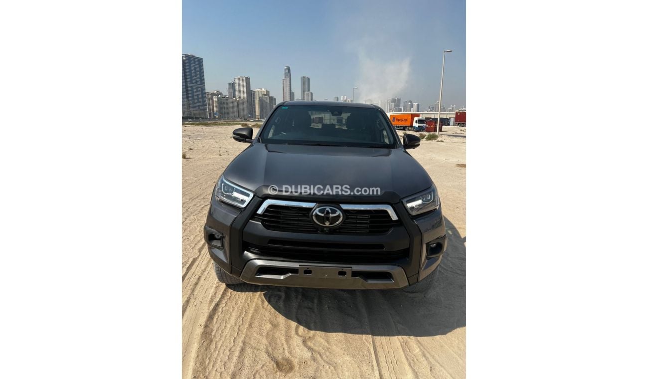 تويوتا هيلوكس Toyota Hilux pickup 2022 . 2.8 Diesel in excellent condition