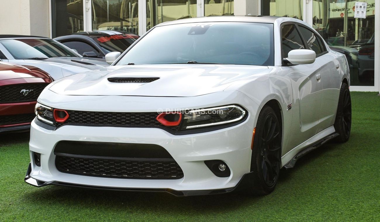 Dodge Charger SRT 392 HEMI