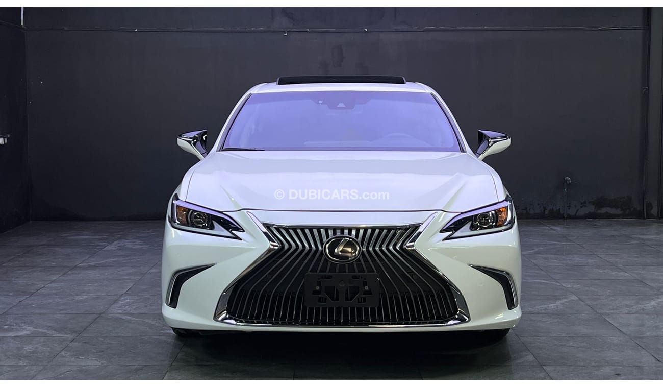 Used Lexus ES350 Lexus ES 350 2021 for sale in Dubai - 647860