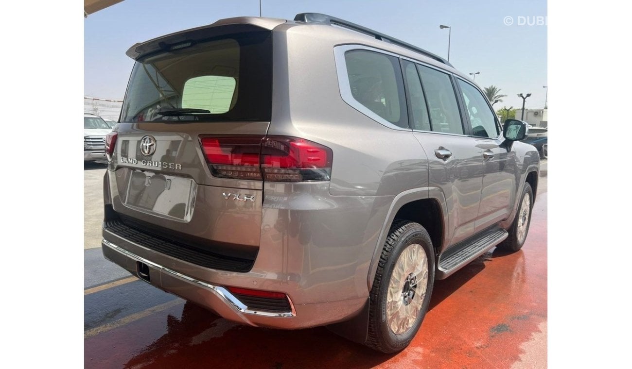 تويوتا لاند كروزر TOYOTA LAND CRUISER 3.3L DIESEL VXR FULL OPTION MY 2024