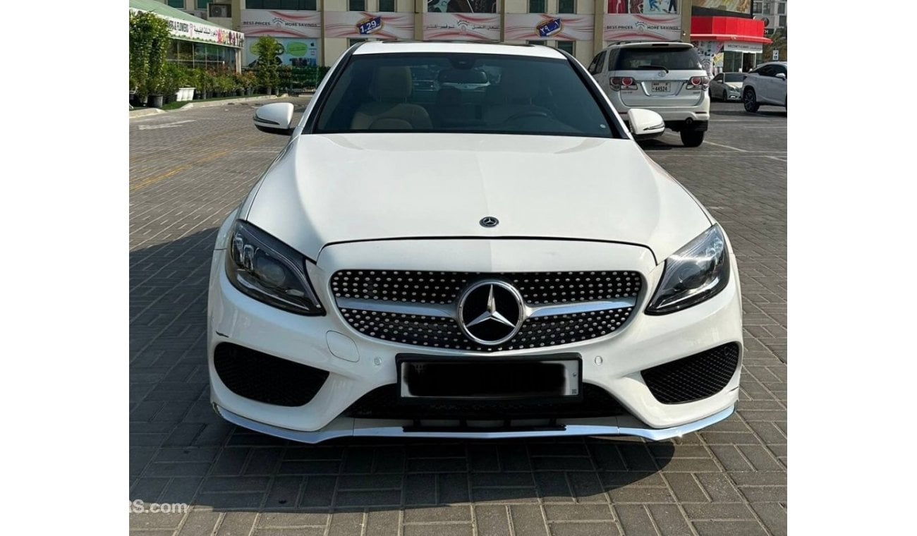 Mercedes-Benz C 300 Luxury 2.0L