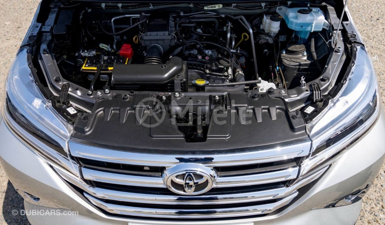 Toyota Rush 1.5L PETROL - SILVER: WITH REAR CAMERA, PUSH START