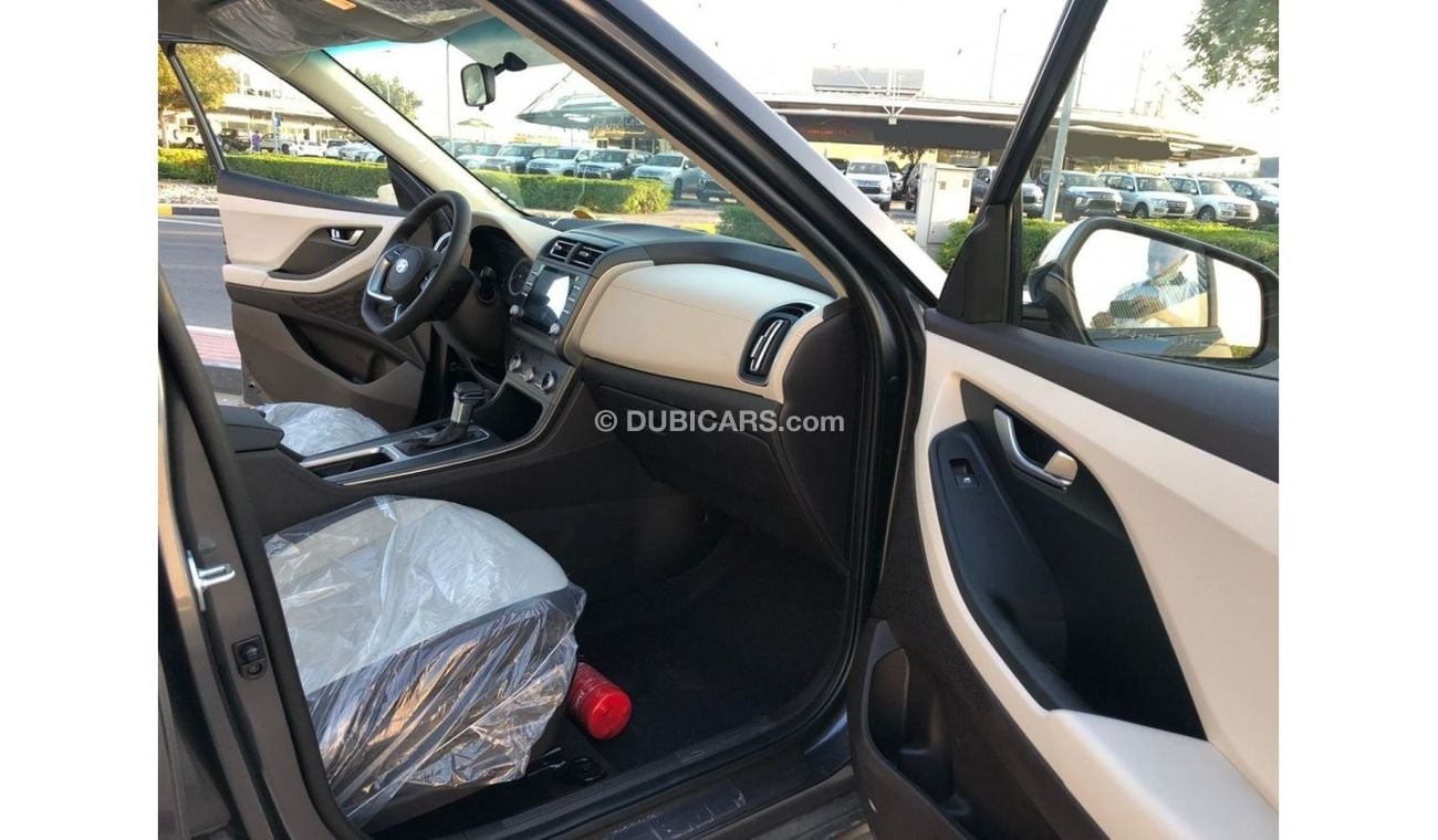 Hyundai Creta Hyundai Creta 1.5L Premier with Push start+ DVD & Camera (2022 Model)