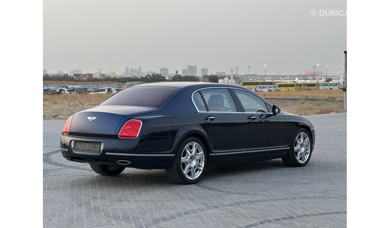 Bentley Continental Flying Spur MODEL 2010 GCC CAR PERFECT CONDITION INSIDE AND OUTSIDE FULL OPTION