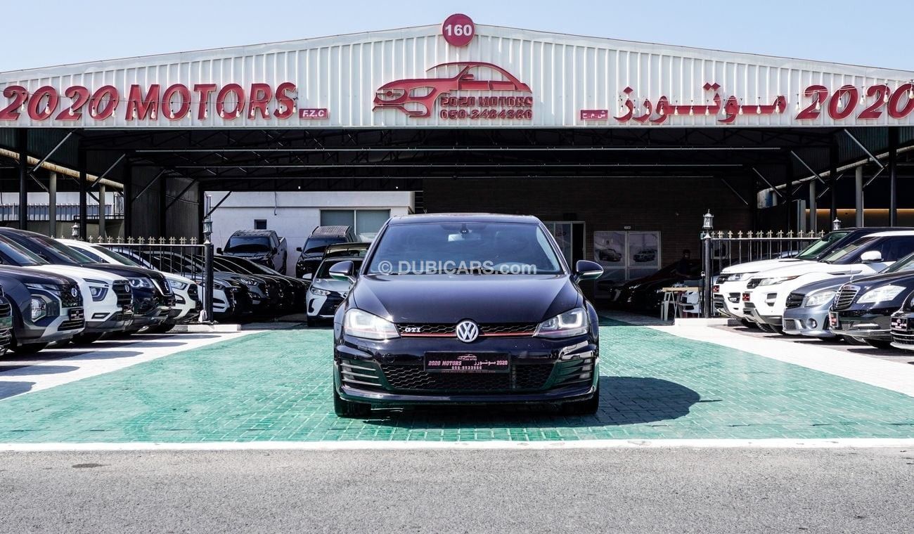 فولكس واجن جولف GTI