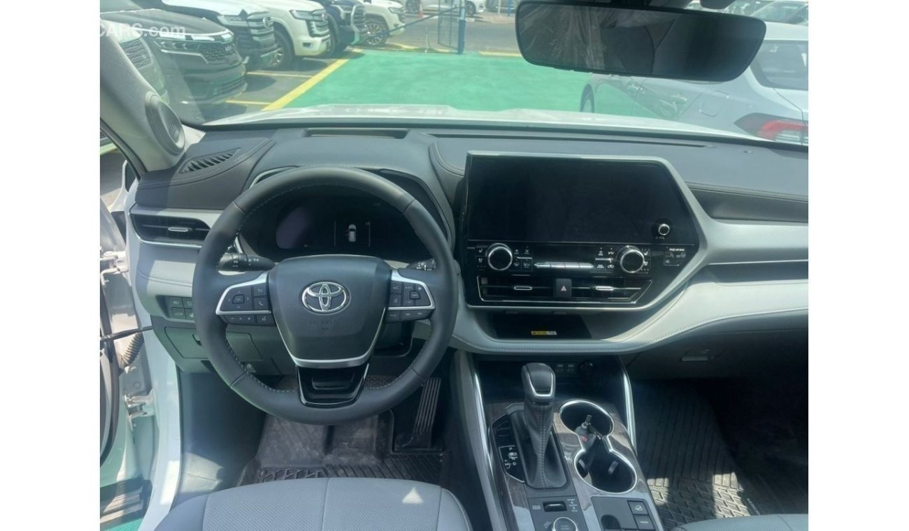 تويوتا هايلاندر 2024 TOYOTA HIGHLANDER PLATINUM 2.5L petrol AUTOAMTIC SUNROOF AWD ZERO KM